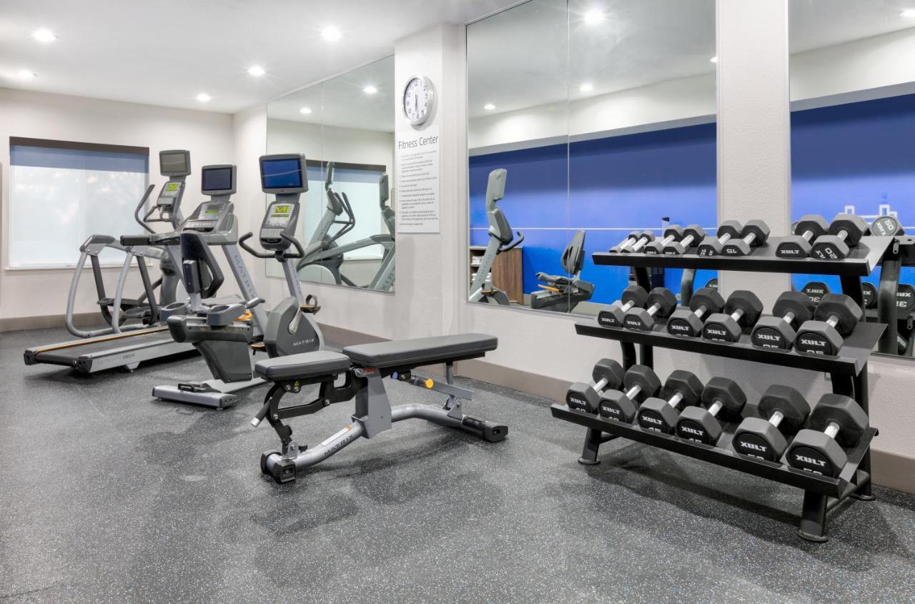 Express & - Park Northeast By Ihg Hotel 3*