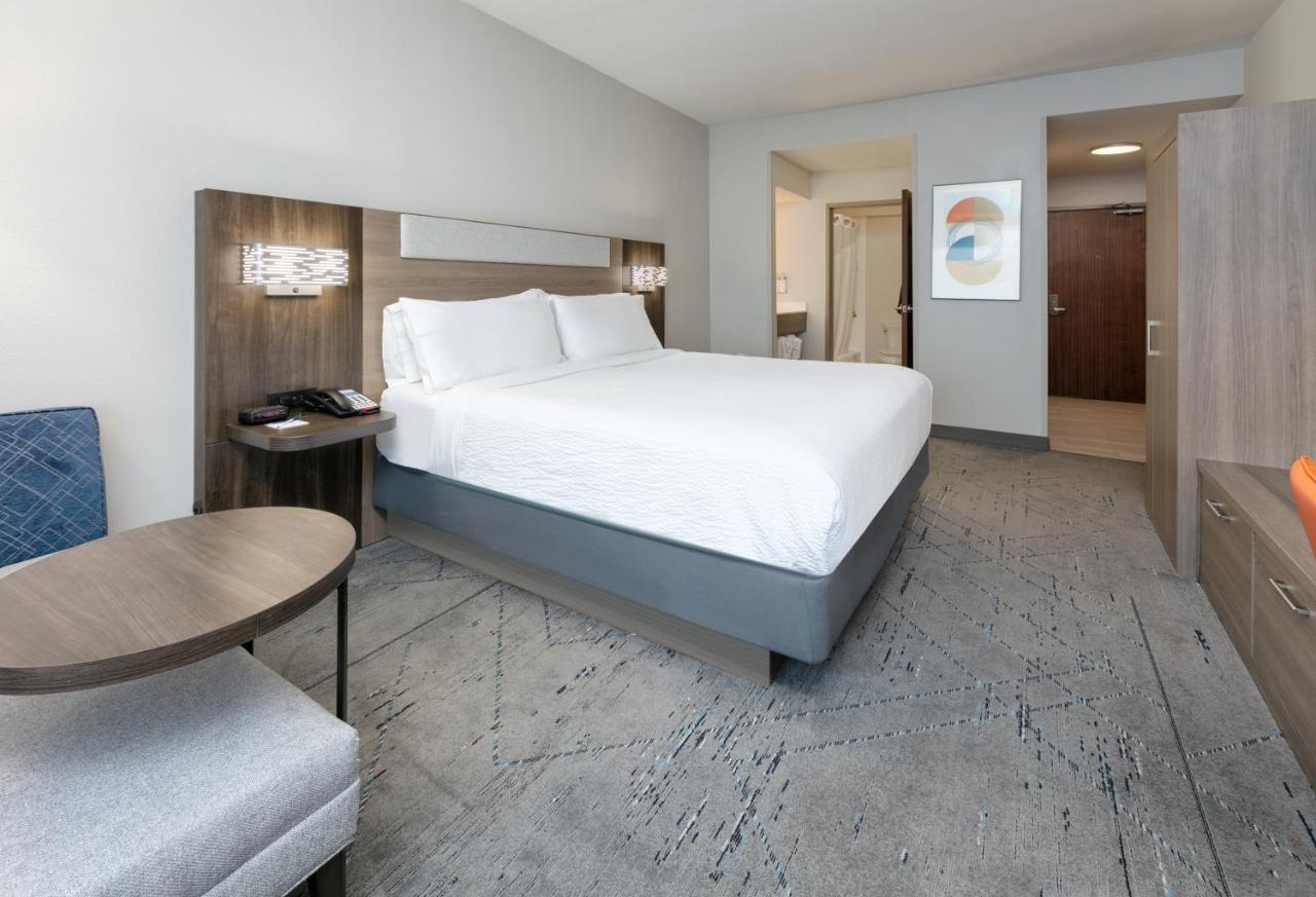 Express & - Park Northeast By Ihg Hotel 3*