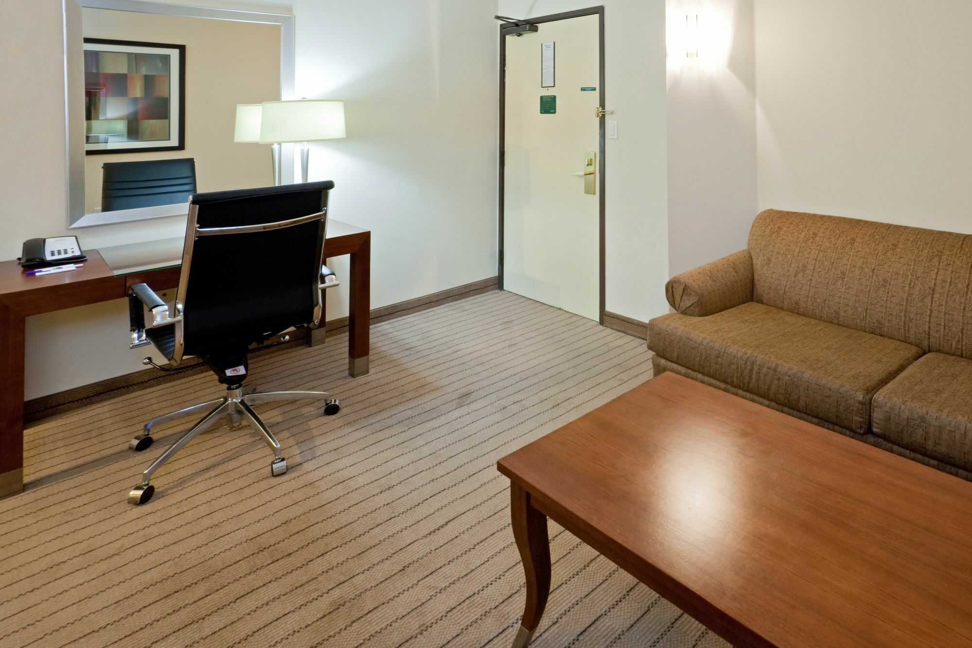 Express & - Park Northeast By Ihg Hotel